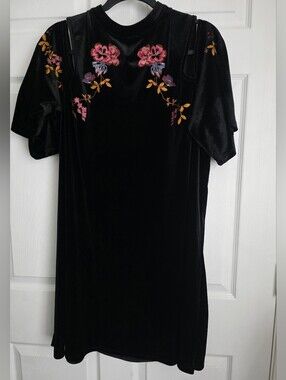 3 Hearts Black Velvet Embroidered Cut Out Shoulder Mini Dress Tunic Plus Size 2X